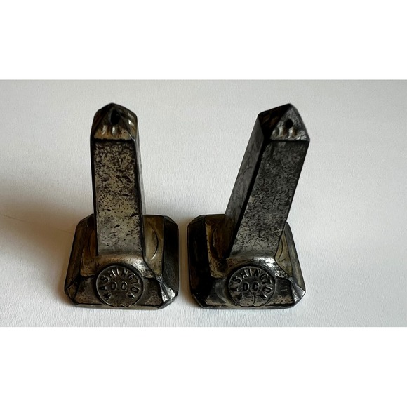 Vintage Washington Monument Salt & Pepper Shaker, Souvenir, Pair - Picture 1 of 12